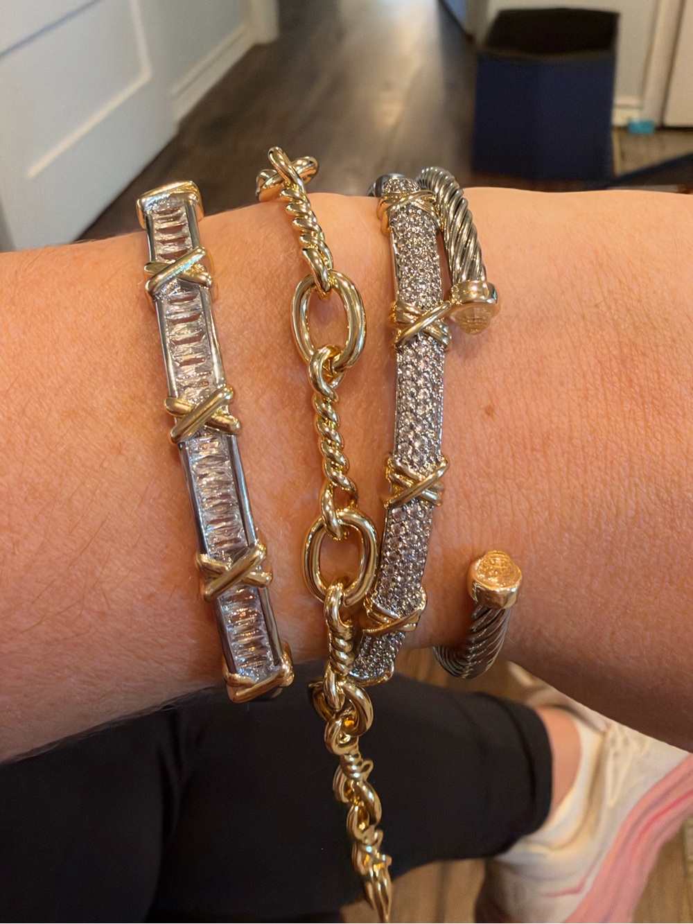 Dupe stack Gold & Silver Mixed-Metal Bracelet Set - Elegant Women’s Jewelry